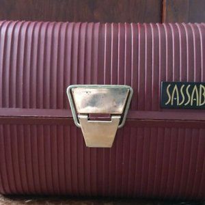 Vintage SASSABY Make Up Cosmetic Travel Carry Case with Mirror-11"x10"x71/4"
